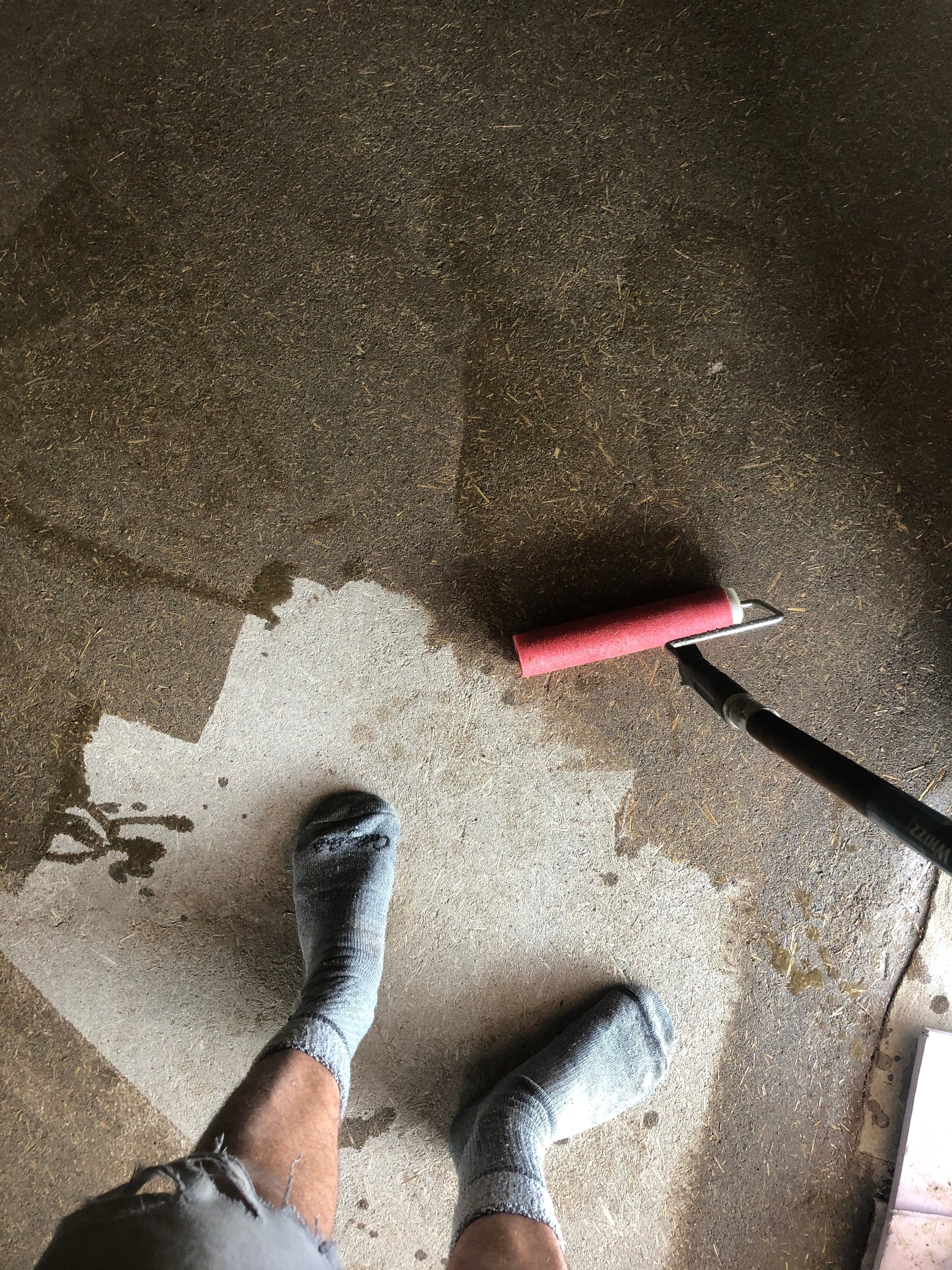 Earthen Floor Finishing with Natural Oils